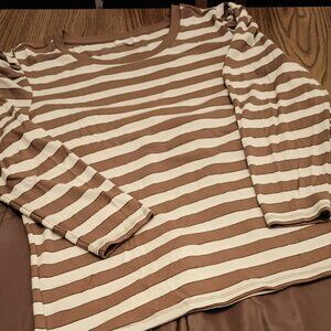 Maurices Size XXL Tan Striped Ribbed Top (EUC)